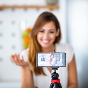 Umowa współpracy z influencerem